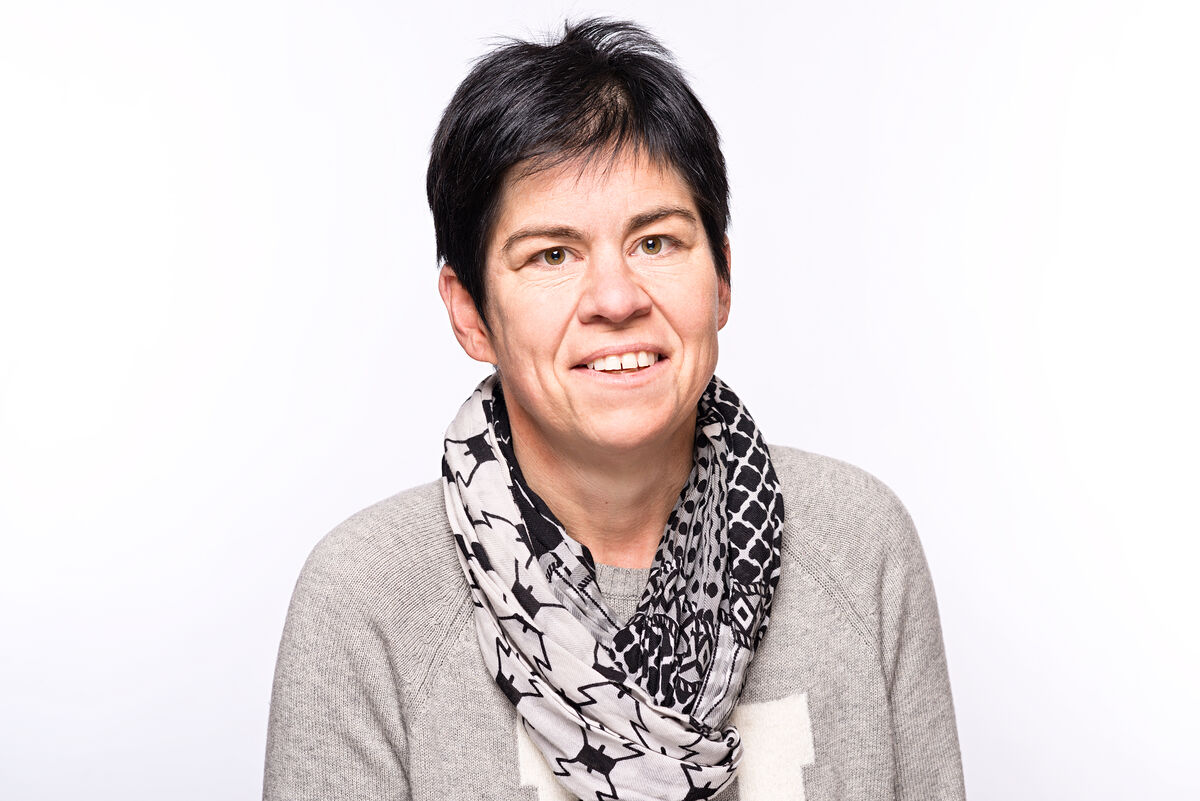 Angela Roth